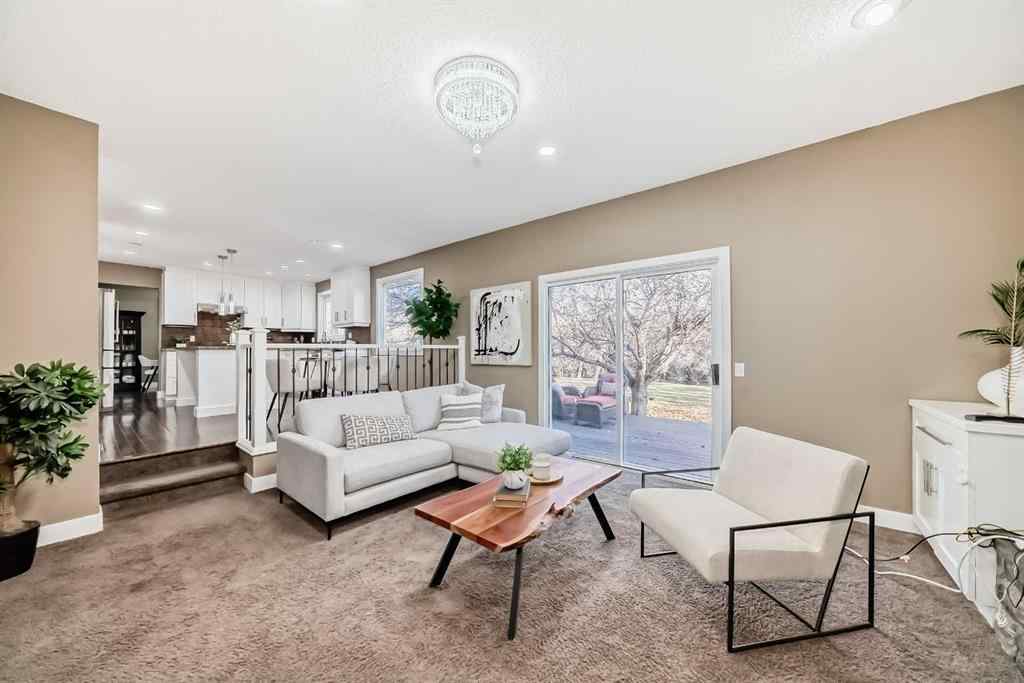 MLS® A2270161 - 36 Varsity Estates Court NW in Varsity Calgary, Residential