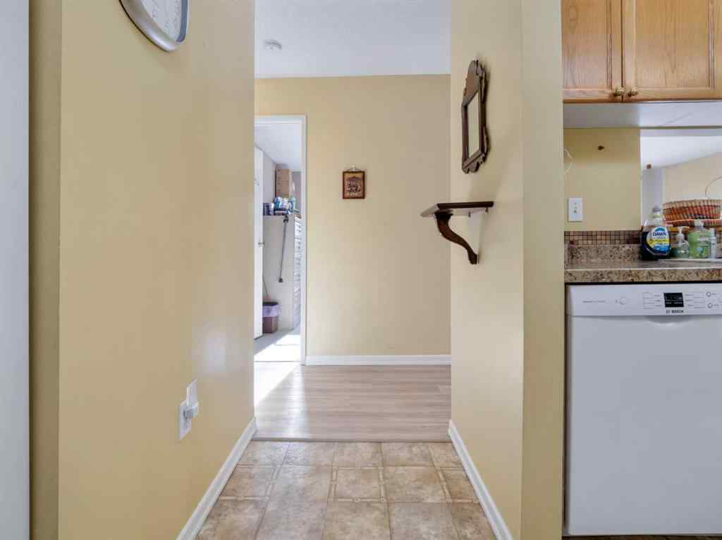 MLS&reg; # A2270165 - Unit #216 485 Red Crow Boulevard W in West Highlands Lethbridge, Residential Open Houses