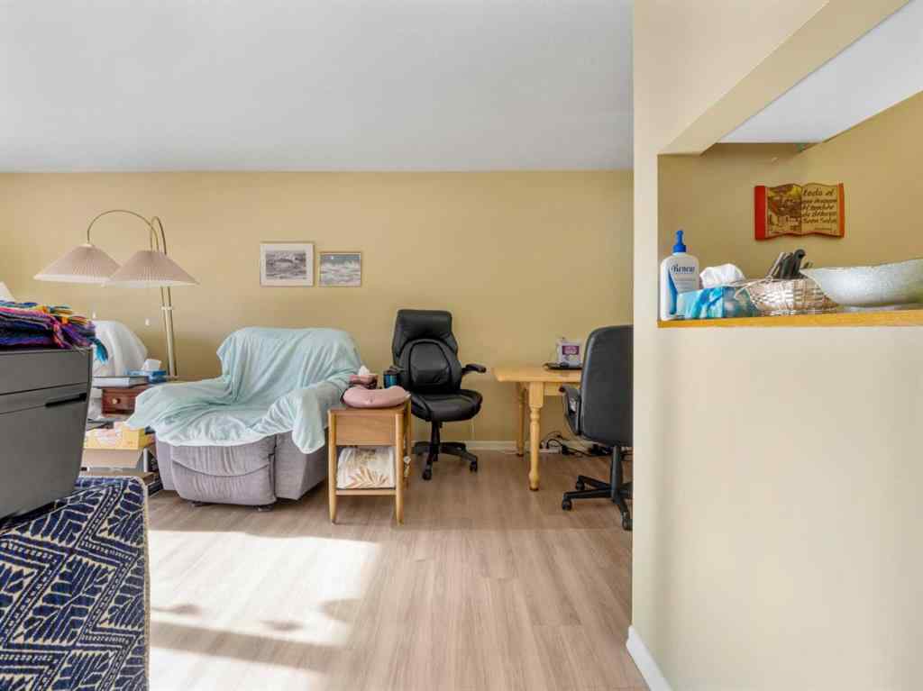 MLS&reg; # A2270165 - Unit #216 485 Red Crow Boulevard W in West Highlands Lethbridge, Residential Open Houses