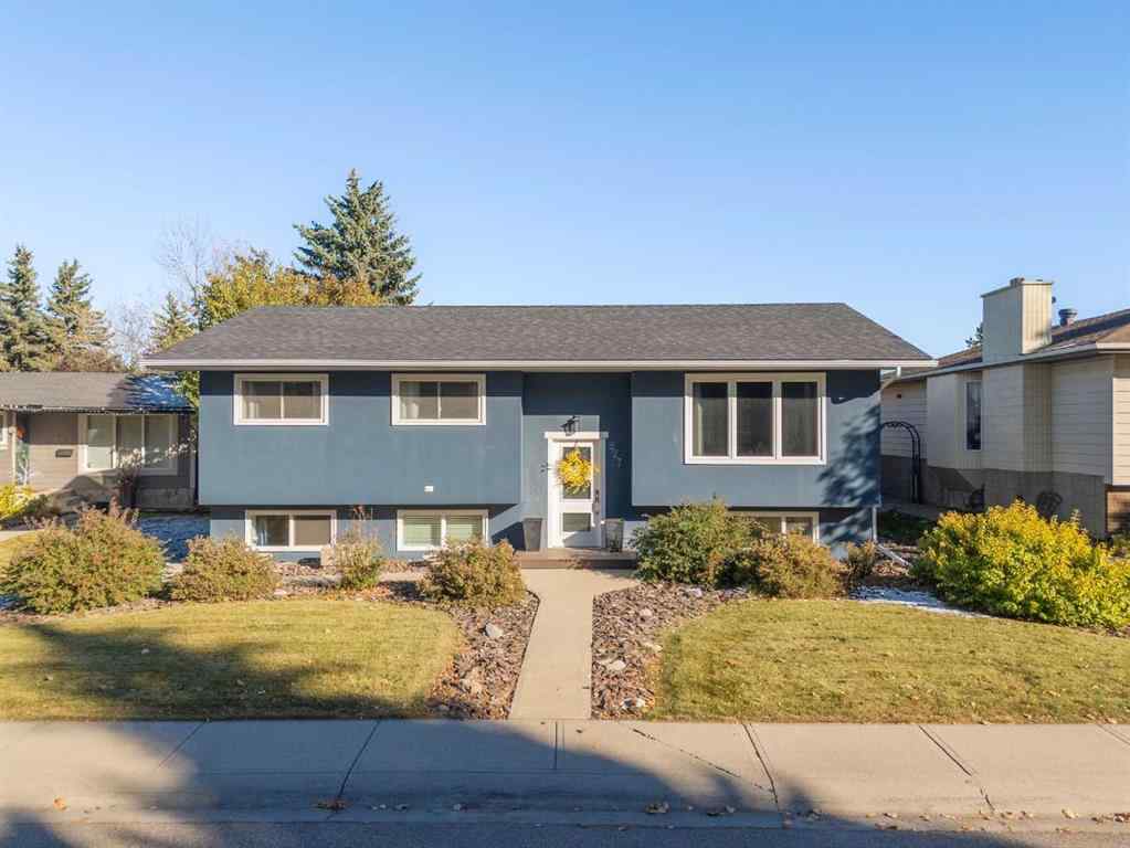 MLS® A2270166 - 827 Canaveral Crescent SW in Canyon Meadows Calgary, Residential