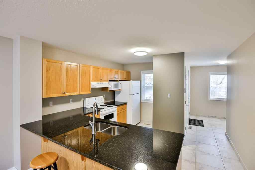 MLS&reg; # A2270185 - Unit #16 720 Heritage Boulevard W in Heritage Heights Lethbridge, Residential Open Houses