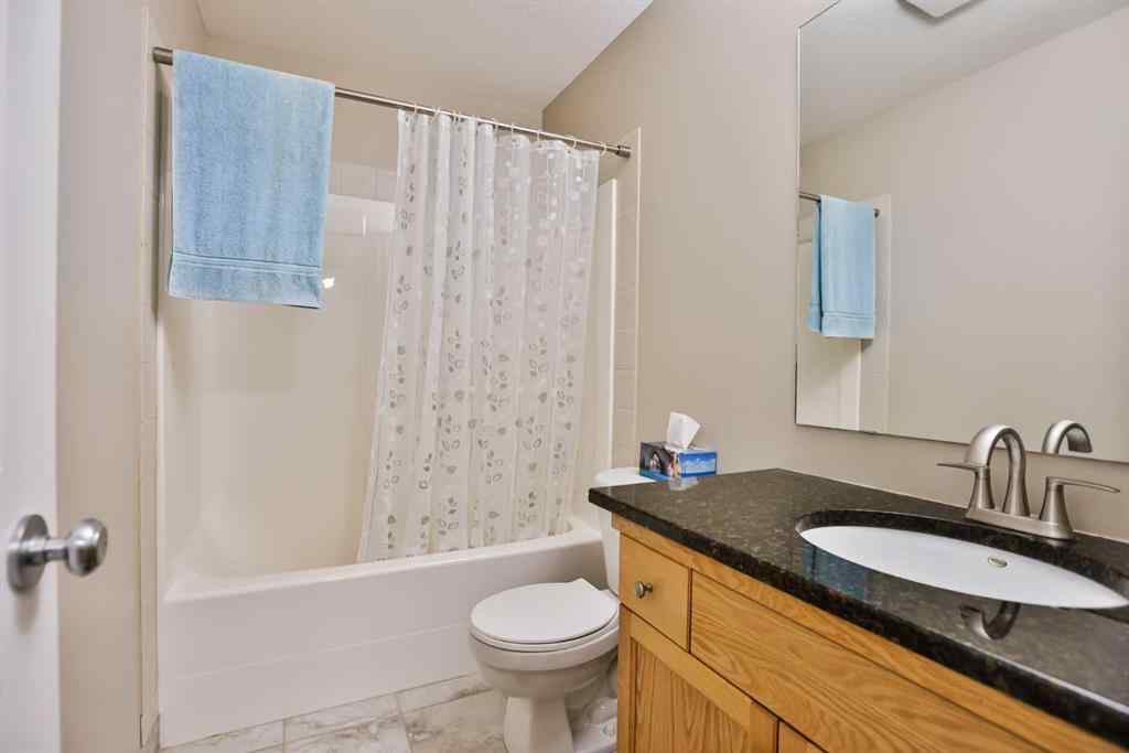 MLS&reg; # A2270185 - Unit #16 720 Heritage Boulevard W in Heritage Heights Lethbridge, Residential Open Houses