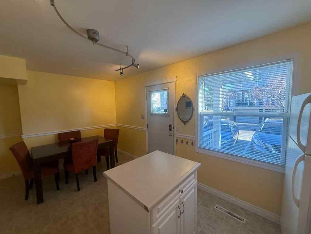 MLS® A2270190 - 522 Regal Park NE in Renfrew Calgary, Residential