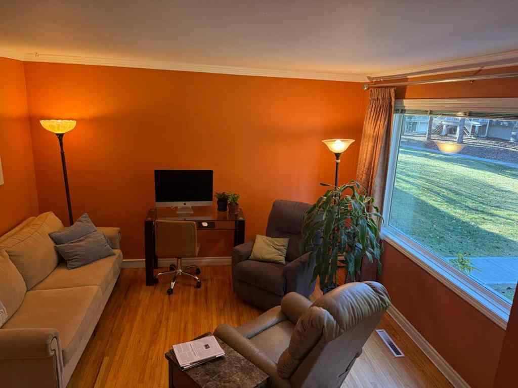 MLS® A2270190 - 522 Regal Park NE in Renfrew Calgary, Residential