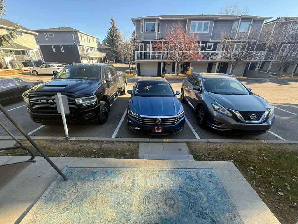 MLS® A2270190 - 522 Regal Park NE in Renfrew Calgary, Residential