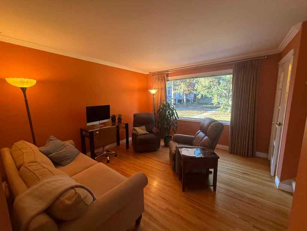 MLS® A2270190 - 522 Regal Park NE in Renfrew Calgary, Residential