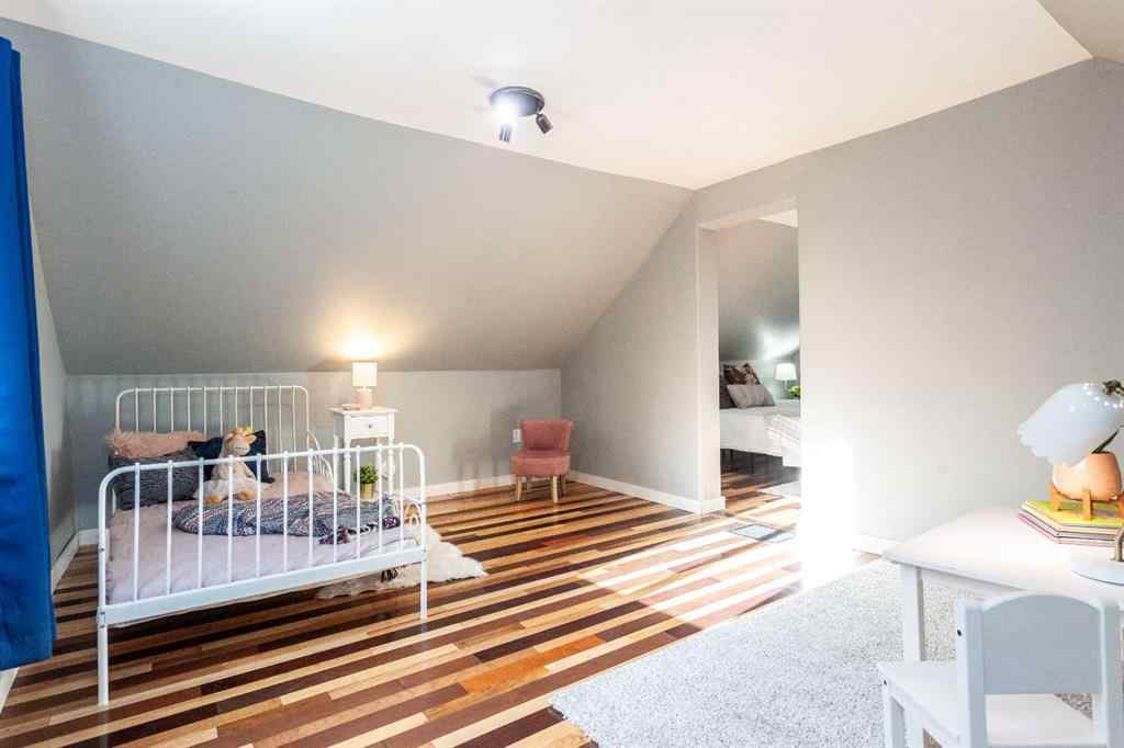 MLS&reg; # A2270194 - 827 7 Street SE in SE Hill Medicine Hat, Residential Open Houses