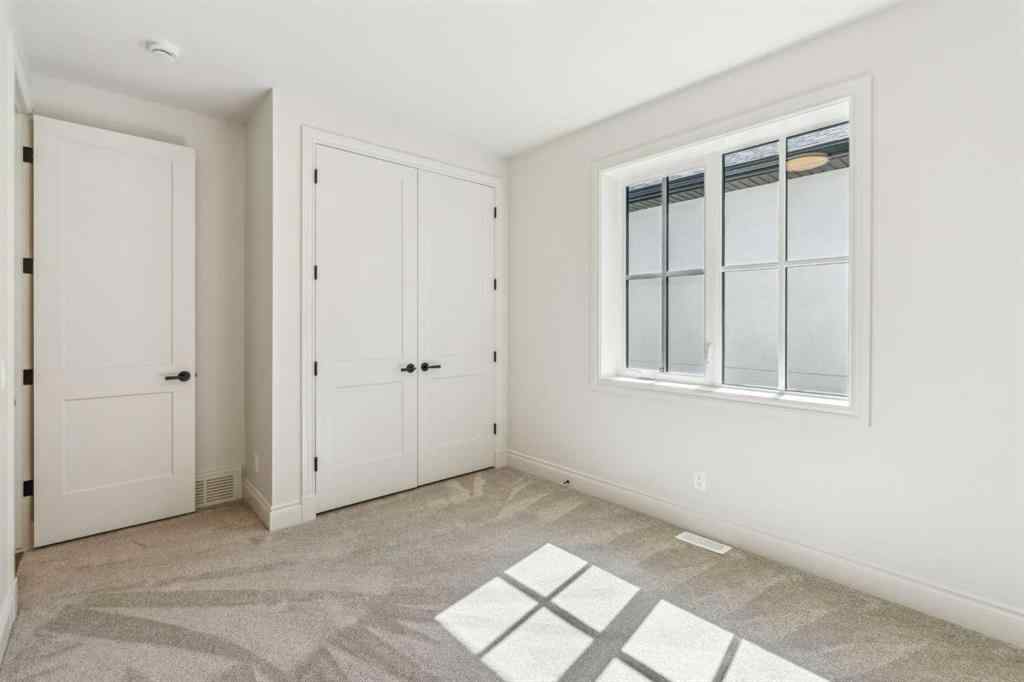 MLS® A2270195 - 3708 8 Avenue NW in Parkdale Calgary, Residential