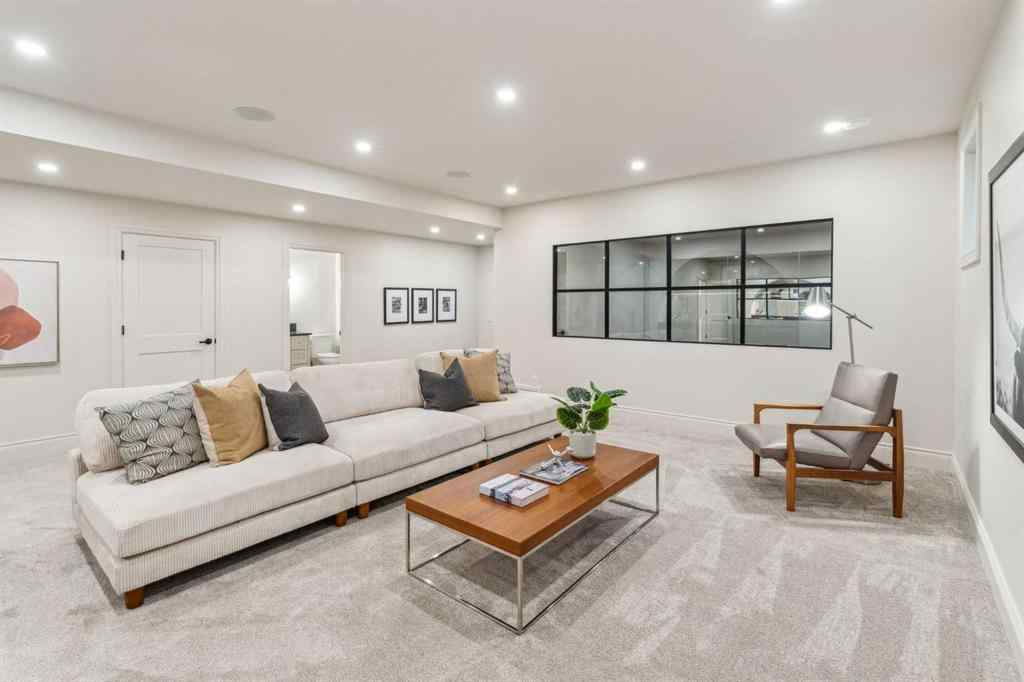 MLS® A2270195 - 3708 8 Avenue NW in Parkdale Calgary, Residential