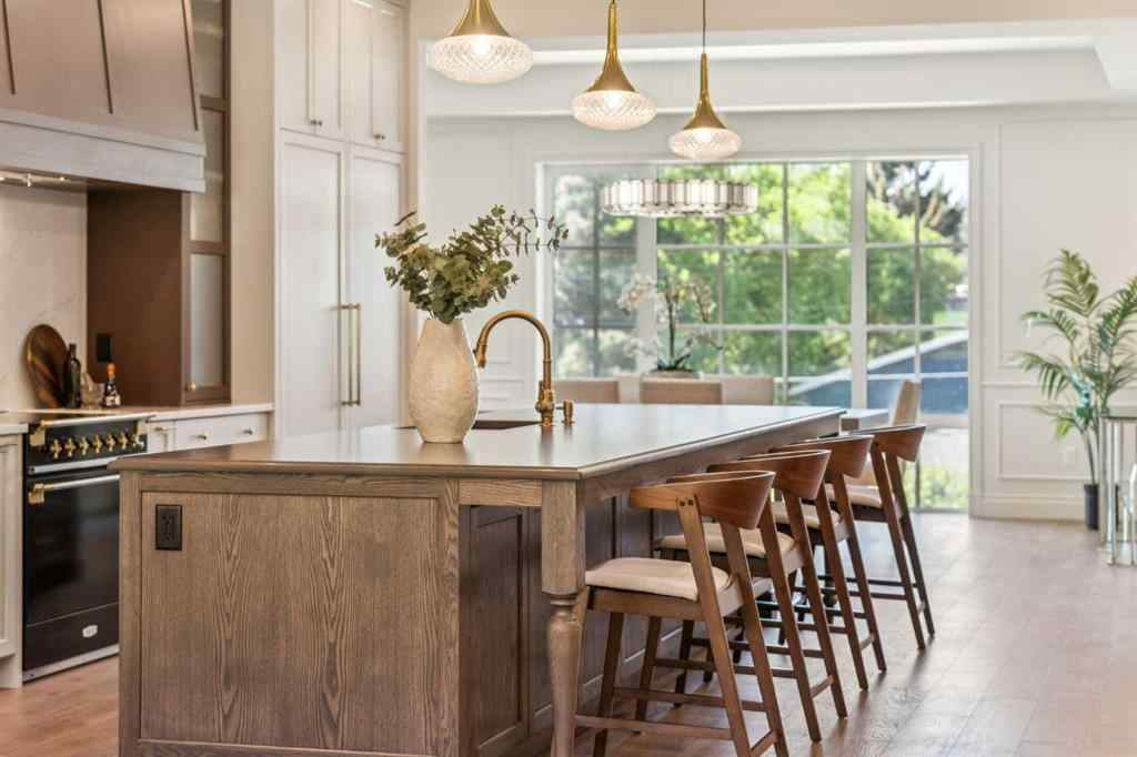 MLS® A2270195 - 3708 8 Avenue NW in Parkdale Calgary, Residential