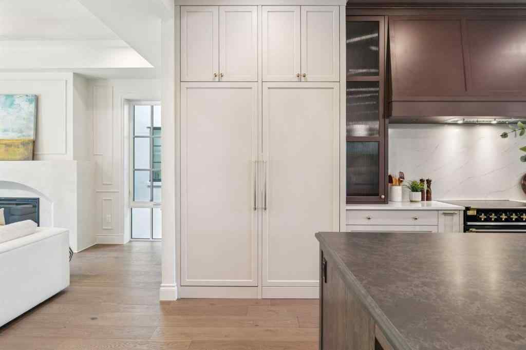 MLS® A2270195 - 3708 8 Avenue NW in Parkdale Calgary, Residential