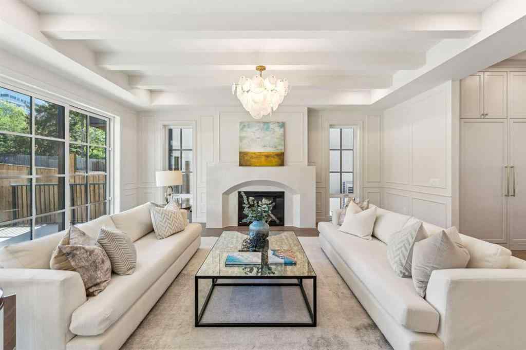 MLS® A2270195 - 3708 8 Avenue NW in Parkdale Calgary, Residential