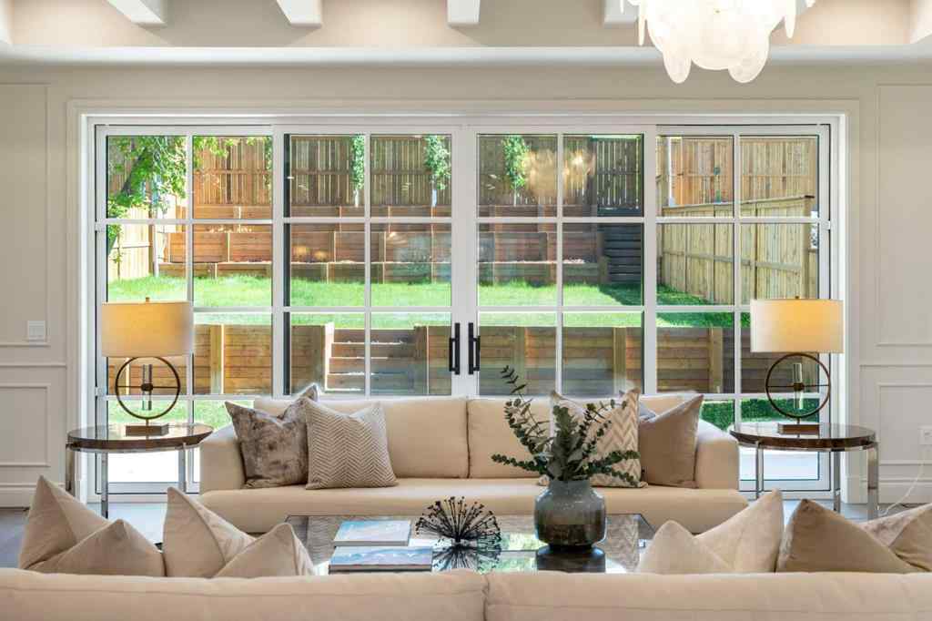 MLS® A2270195 - 3708 8 Avenue NW in Parkdale Calgary, Residential