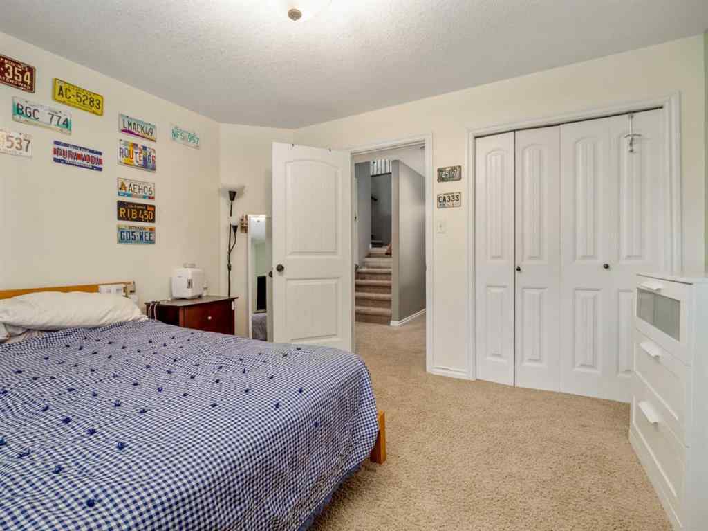 MLS&reg; # A2270197 - 225 Couleecreek Manor S in Southgate Lethbridge, Residential Open Houses