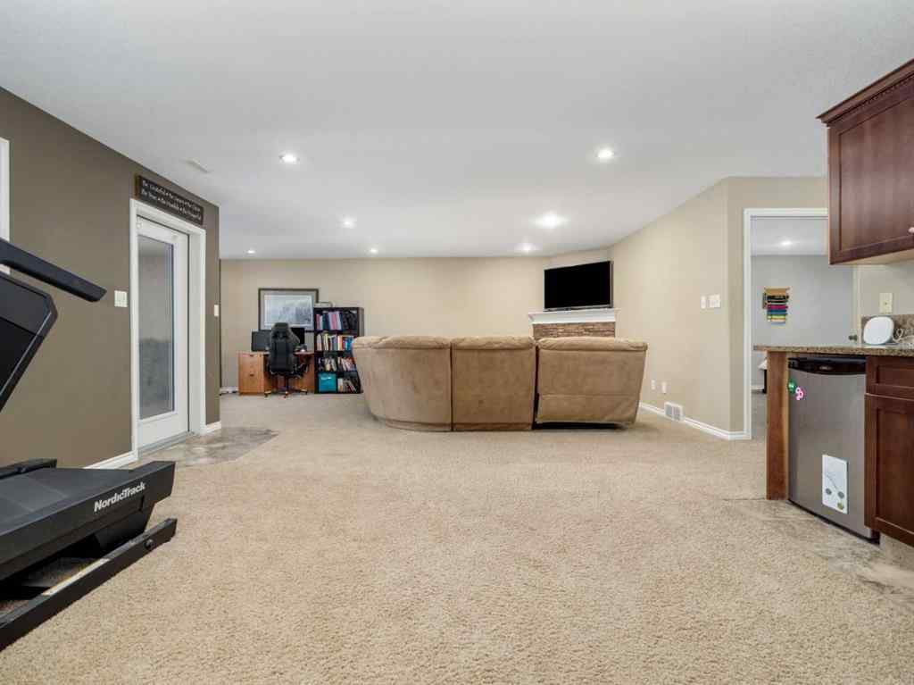 MLS&reg; # A2270197 - 225 Couleecreek Manor S in Southgate Lethbridge, Residential Open Houses