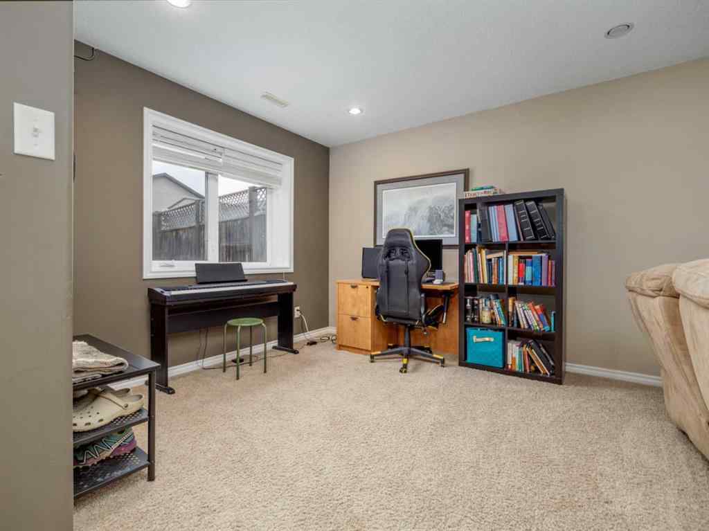 MLS&reg; # A2270197 - 225 Couleecreek Manor S in Southgate Lethbridge, Residential Open Houses