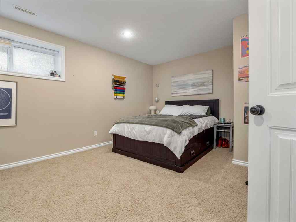 MLS&reg; # A2270197 - 225 Couleecreek Manor S in Southgate Lethbridge, Residential Open Houses