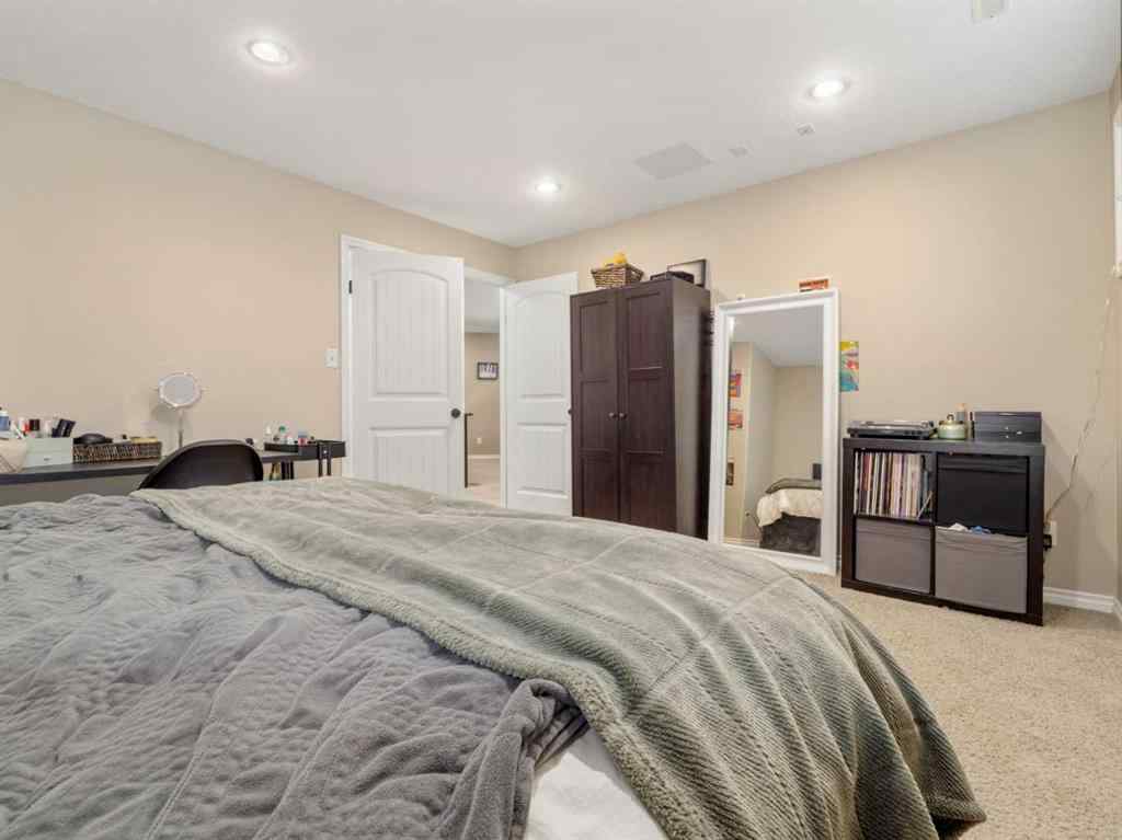 MLS&reg; # A2270197 - 225 Couleecreek Manor S in Southgate Lethbridge, Residential Open Houses