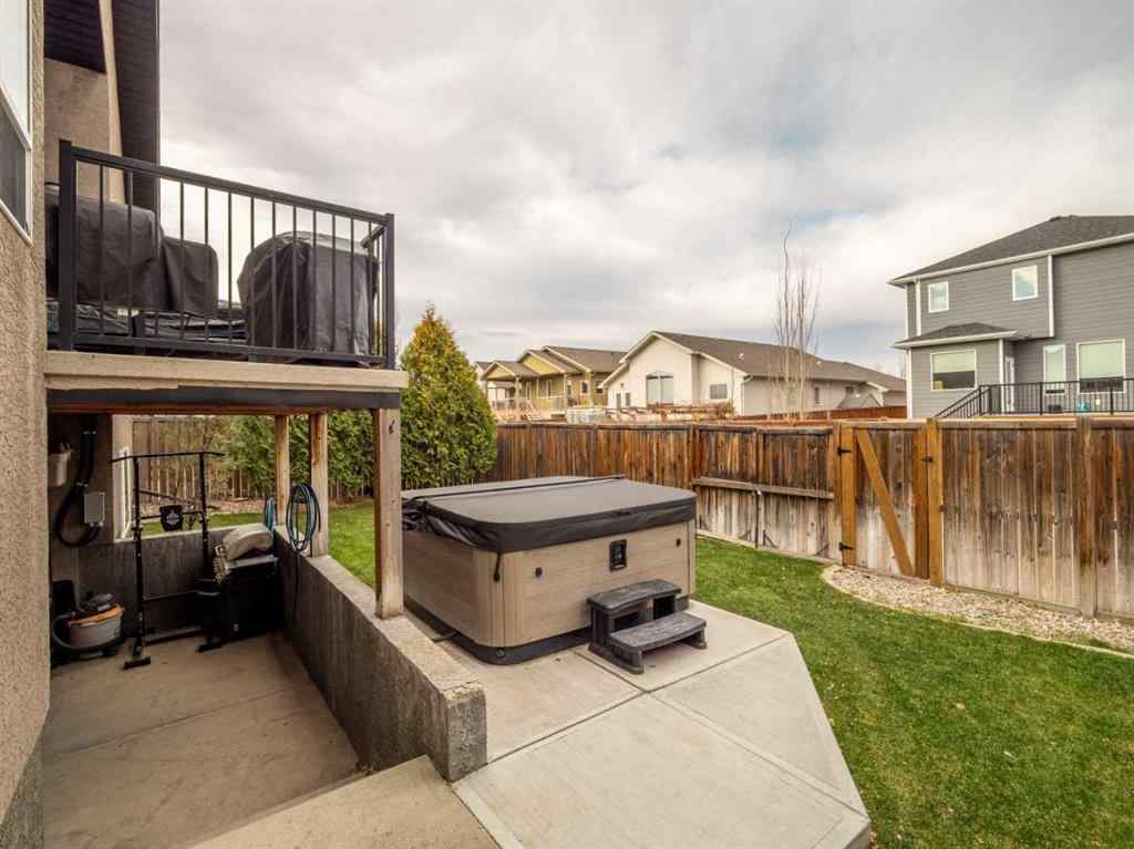 MLS&reg; # A2270197 - 225 Couleecreek Manor S in Southgate Lethbridge, Residential Open Houses