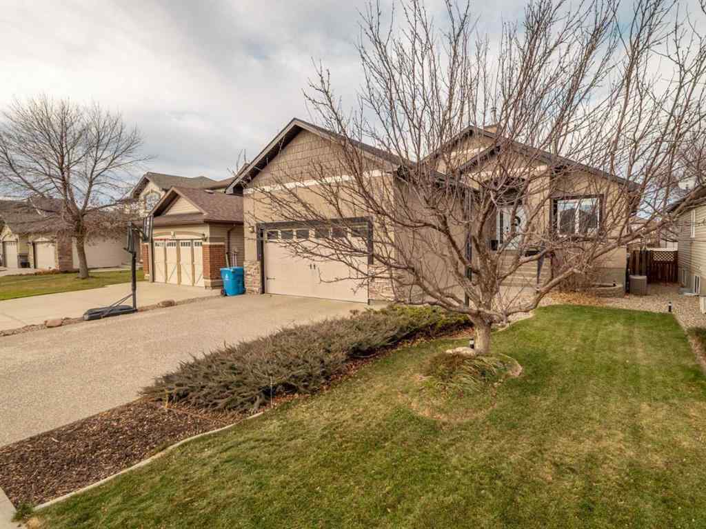 MLS&reg; # A2270197 - 225 Couleecreek Manor S in Southgate Lethbridge, Residential Open Houses