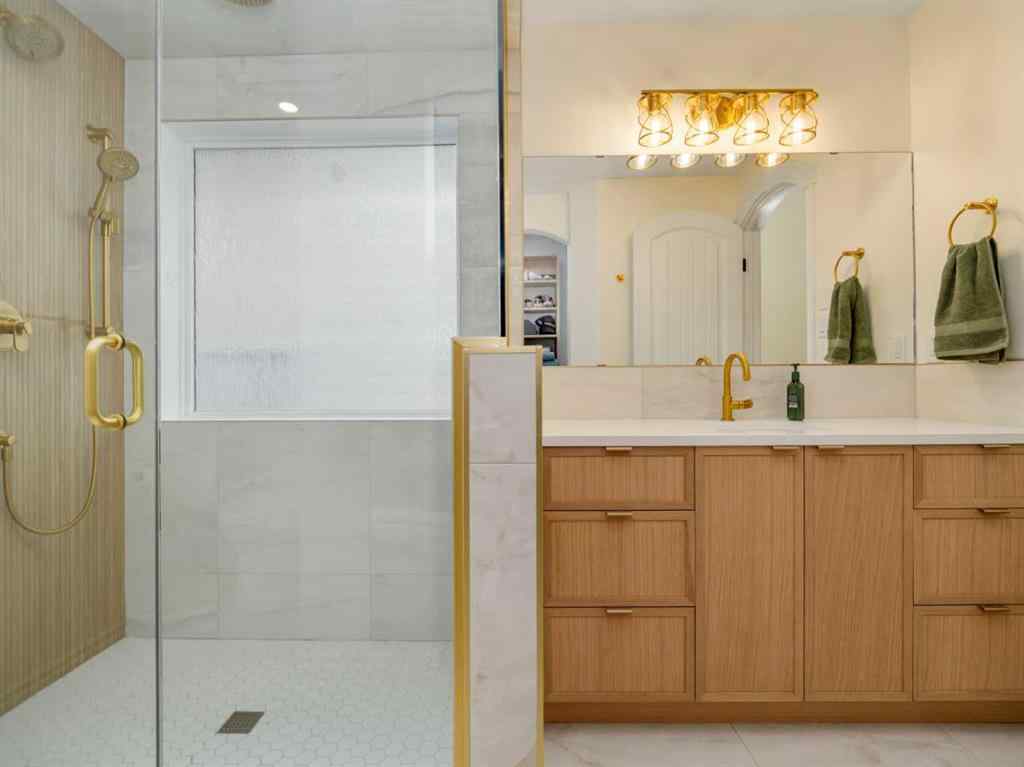 MLS&reg; # A2270197 - 225 Couleecreek Manor S in Southgate Lethbridge, Residential Open Houses