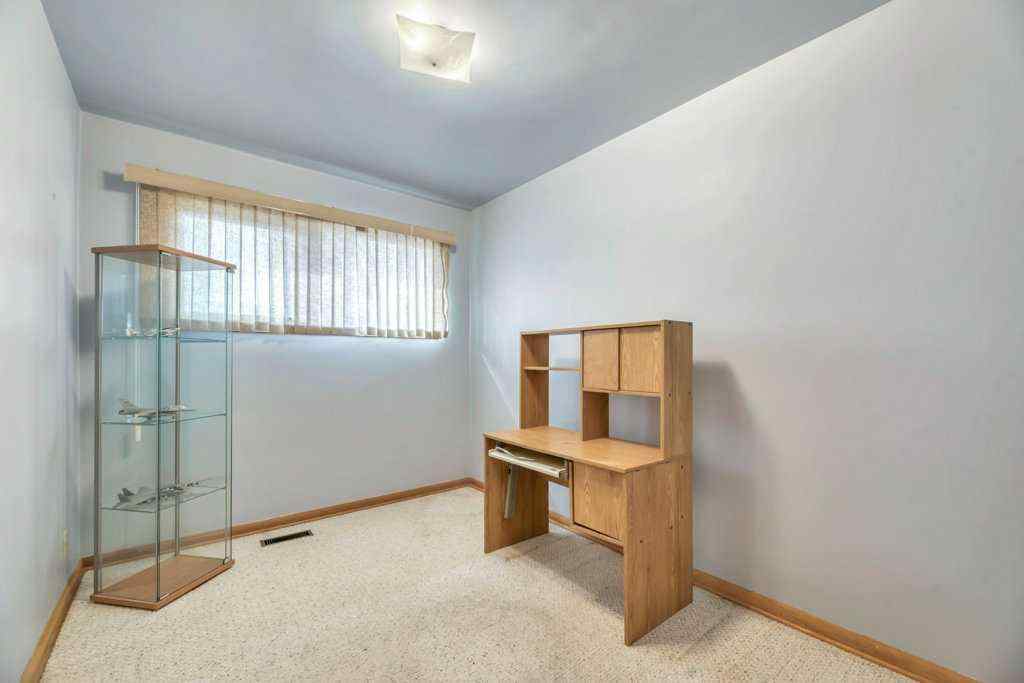 MLS&reg; # A2270198 - 30 Butler Crescent NW in Brentwood Calgary, Residential Open Houses