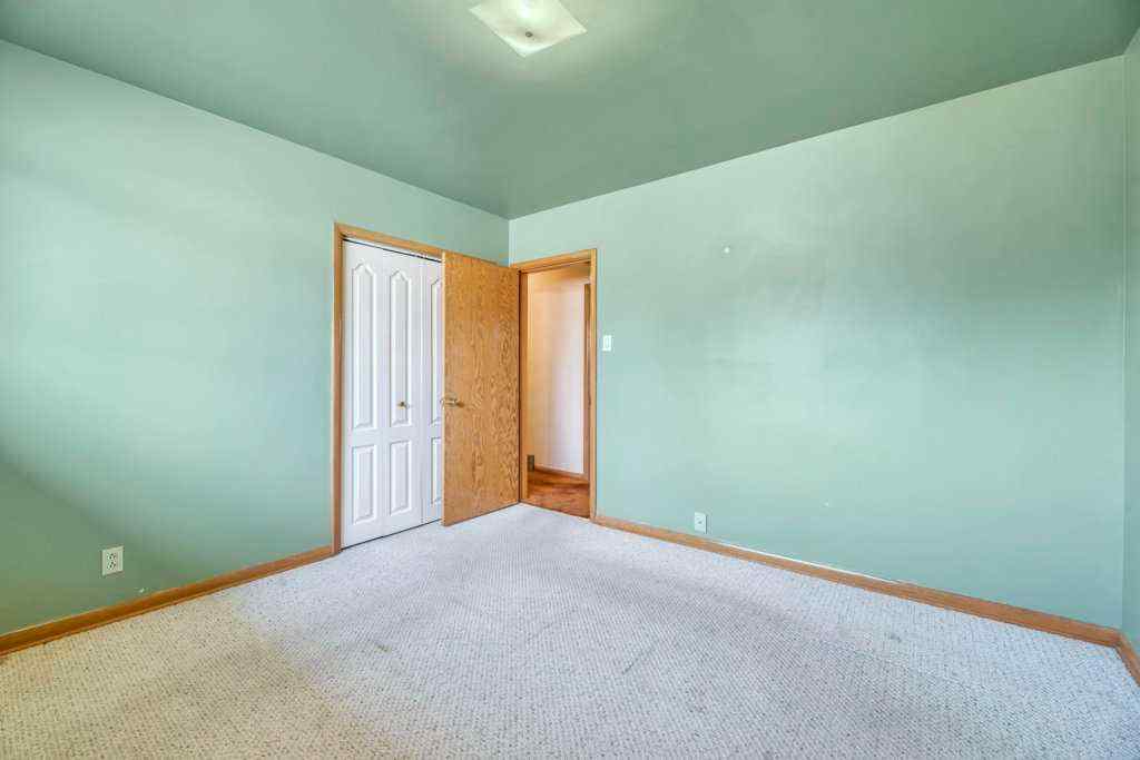 MLS&reg; # A2270198 - 30 Butler Crescent NW in Brentwood Calgary, Residential Open Houses