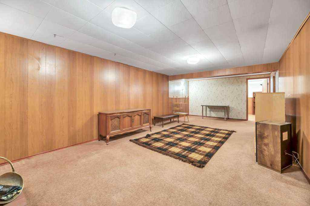 MLS&reg; # A2270198 - 30 Butler Crescent NW in Brentwood Calgary, Residential Open Houses