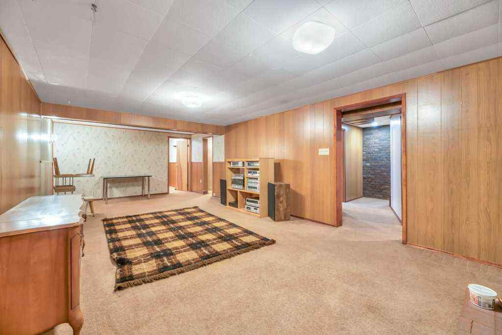 MLS&reg; # A2270198 - 30 Butler Crescent NW in Brentwood Calgary, Residential Open Houses