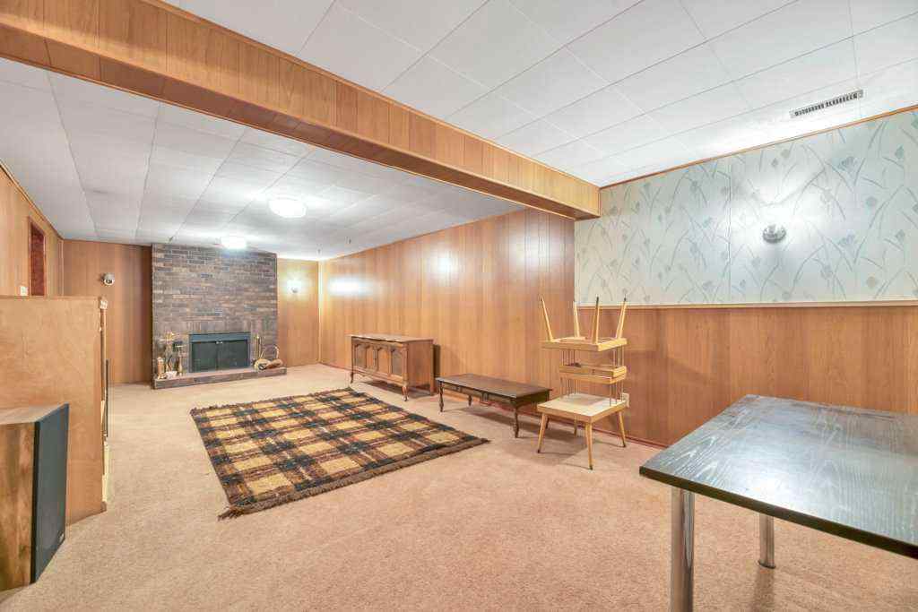 MLS&reg; # A2270198 - 30 Butler Crescent NW in Brentwood Calgary, Residential Open Houses