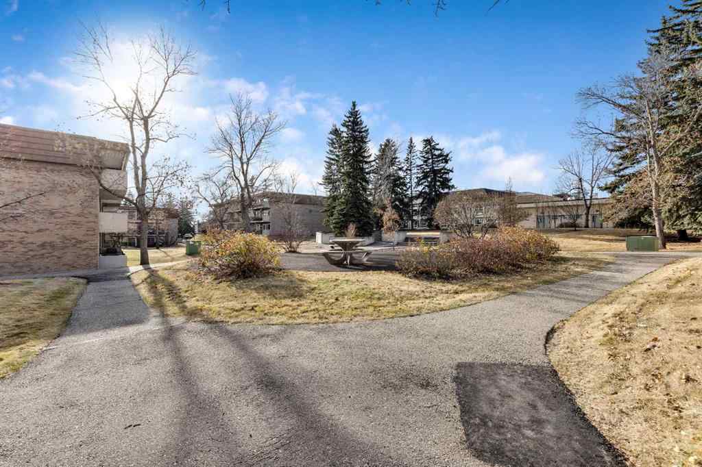 MLS&reg; # A2270204 - Unit #34B 231 Heritage Drive SE in Acadia Calgary, Residential Open Houses