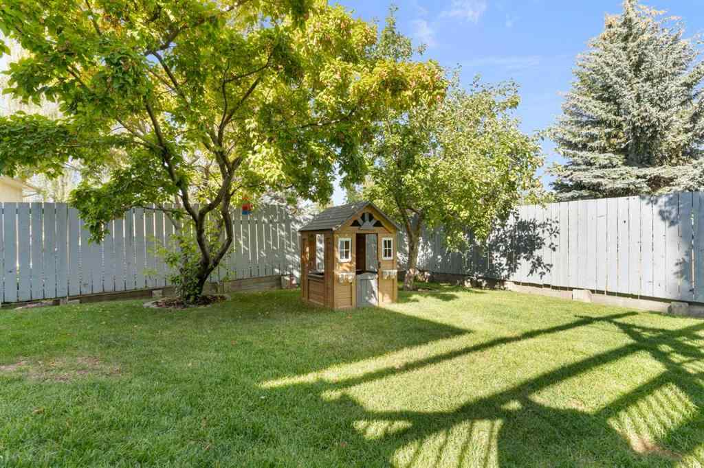 MLS&reg; # A2270205 - 9308 26 Street SW in Oakridge Calgary, Residential Open Houses