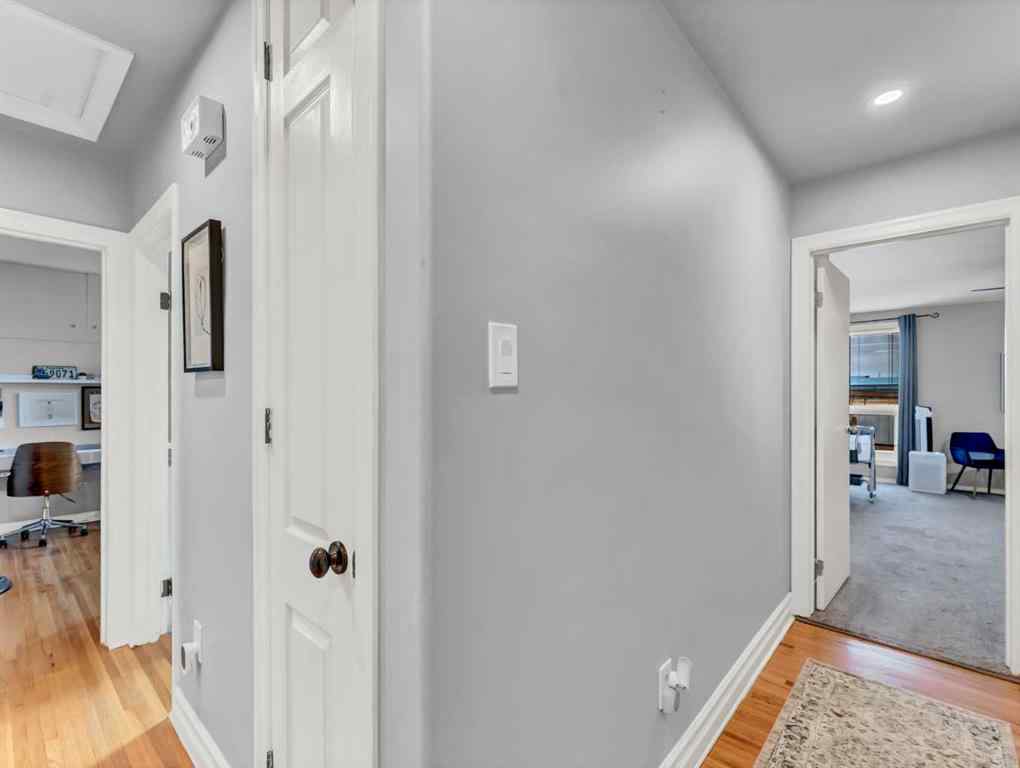 MLS&reg; # A2270206 - 136 14 Street NW in Northwest Crescent Heights Medicine Hat, Residential Open Houses