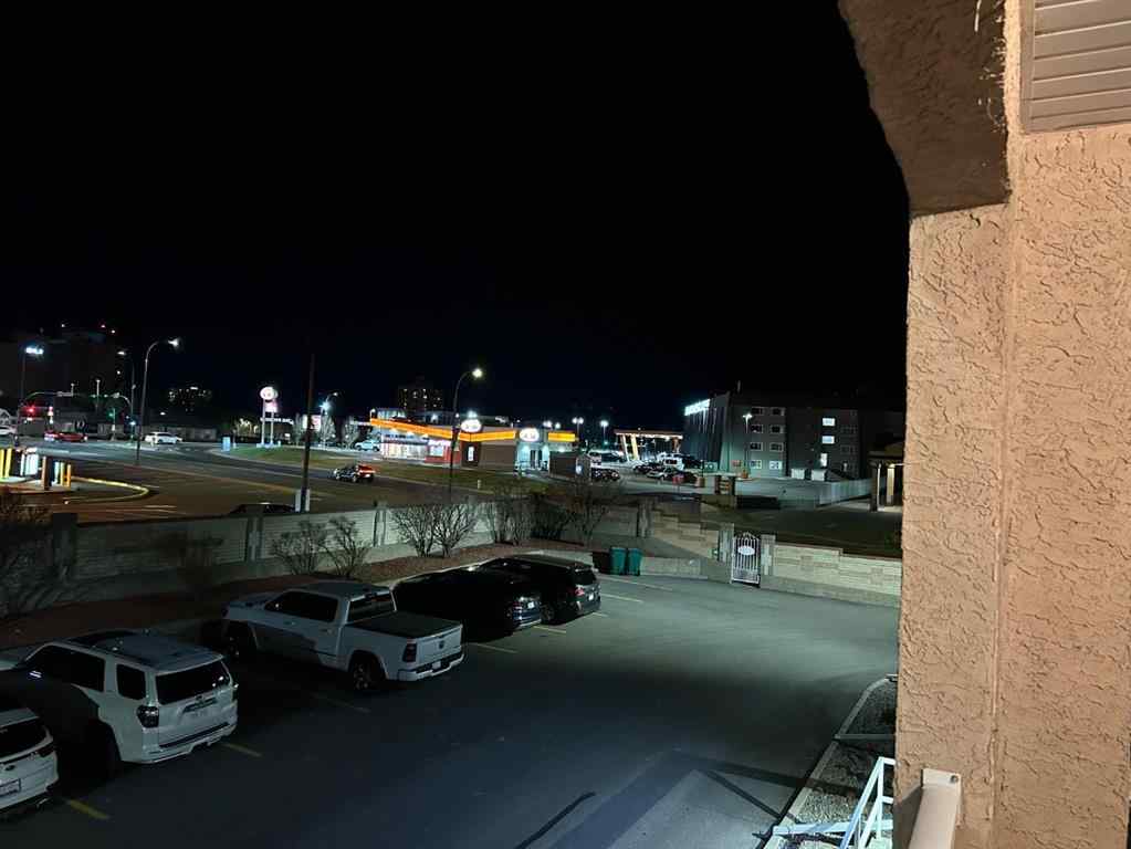 MLS&reg; # A2270207 - Unit #240 100 2 Avenue S in Downtown Lethbridge, Residential Open Houses