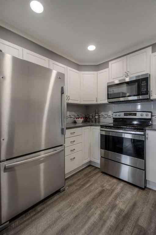 MLS&reg; # A2270207 - Unit #240 100 2 Avenue S in Downtown Lethbridge, Residential Open Houses