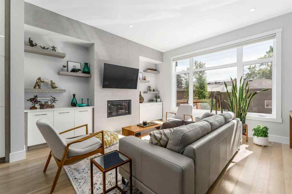 MLS&reg; # A2270210 - 2432 32 Street SW in Killarney/Glengarry Calgary, Residential Open Houses