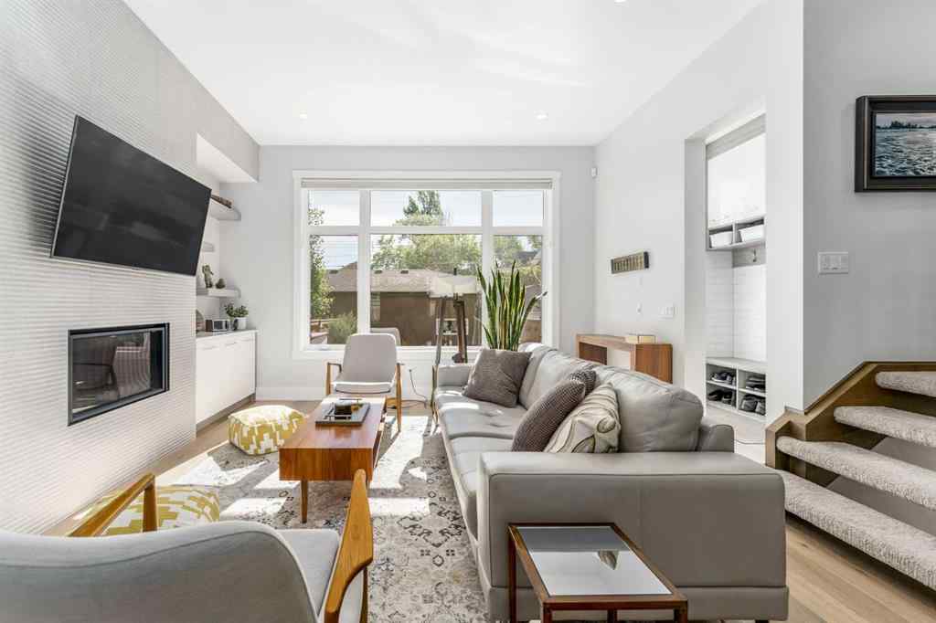 MLS&reg; # A2270210 - 2432 32 Street SW in Killarney/Glengarry Calgary, Residential Open Houses