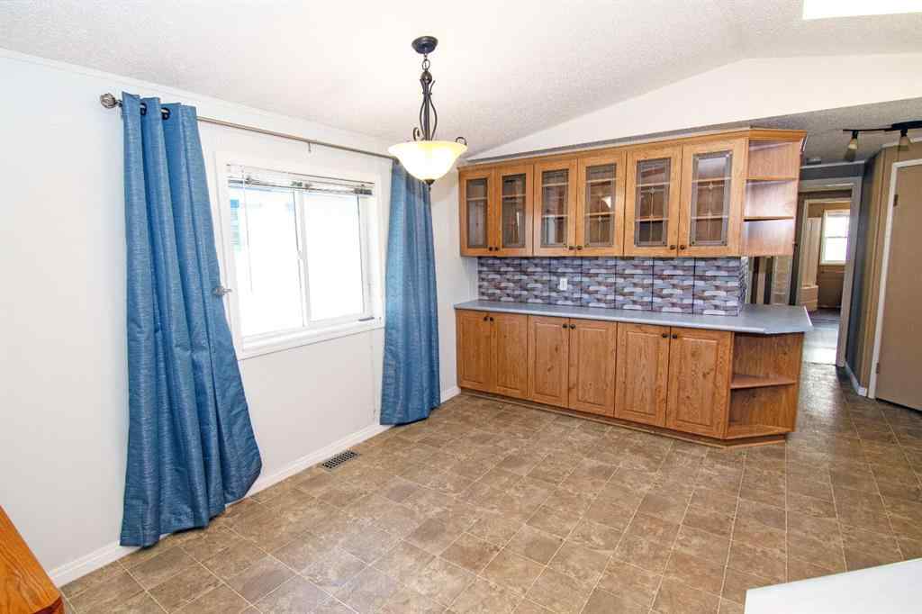 MLS&reg; # A2270213 - 10 Westmount Drive  in NONE Cayley, Residential Open Houses