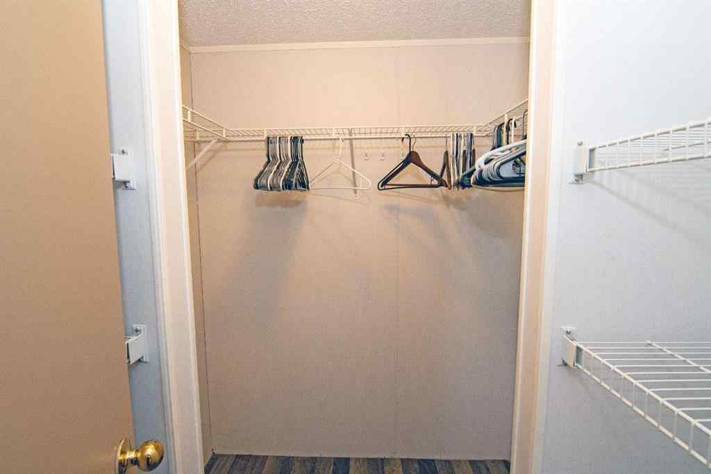 MLS&reg; # A2270213 - 10 Westmount Drive  in NONE Cayley, Residential Open Houses