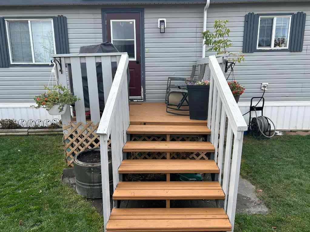 MLS&reg; # A2270214 - 331 3 Street NW in NONE Redcliff, Residential Open Houses