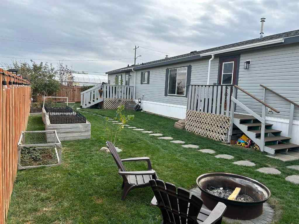 MLS&reg; # A2270214 - 331 3 Street NW in NONE Redcliff, Residential Open Houses