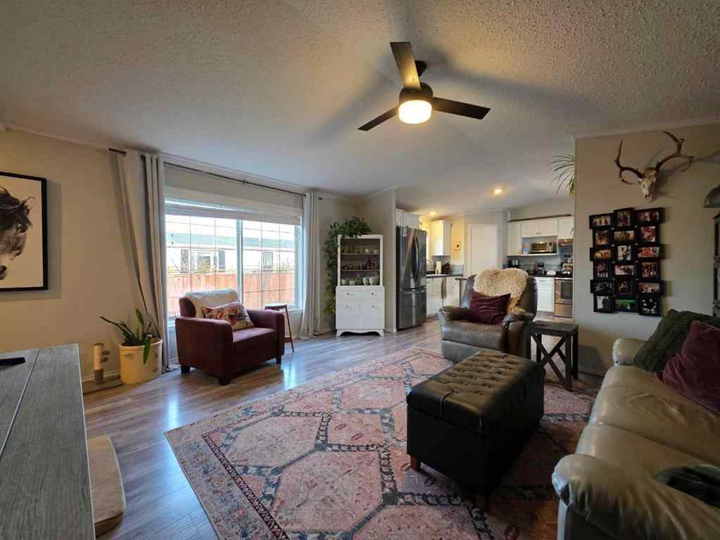 MLS&reg; # A2270214 - 331 3 Street NW in NONE Redcliff, Residential Open Houses