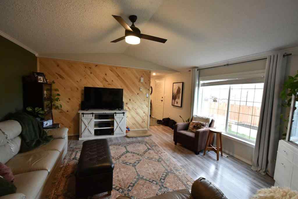 MLS&reg; # A2270214 - 331 3 Street NW in NONE Redcliff, Residential Open Houses