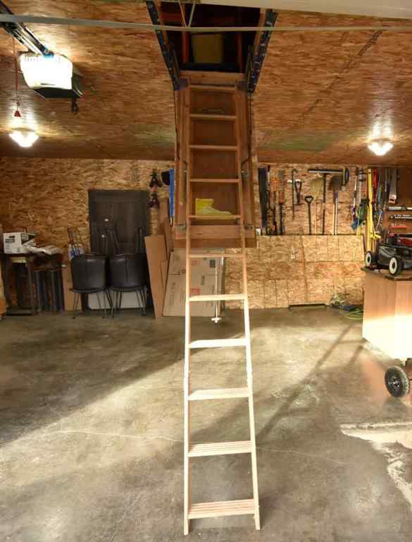 MLS&reg; # A2270214 - 331 3 Street NW in NONE Redcliff, Residential Open Houses