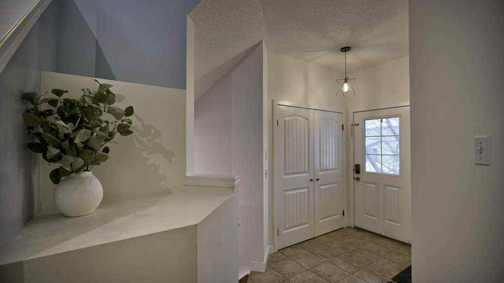 MLS® A2270215 - 215 Pantego Close NW in Panorama Hills Calgary, Residential