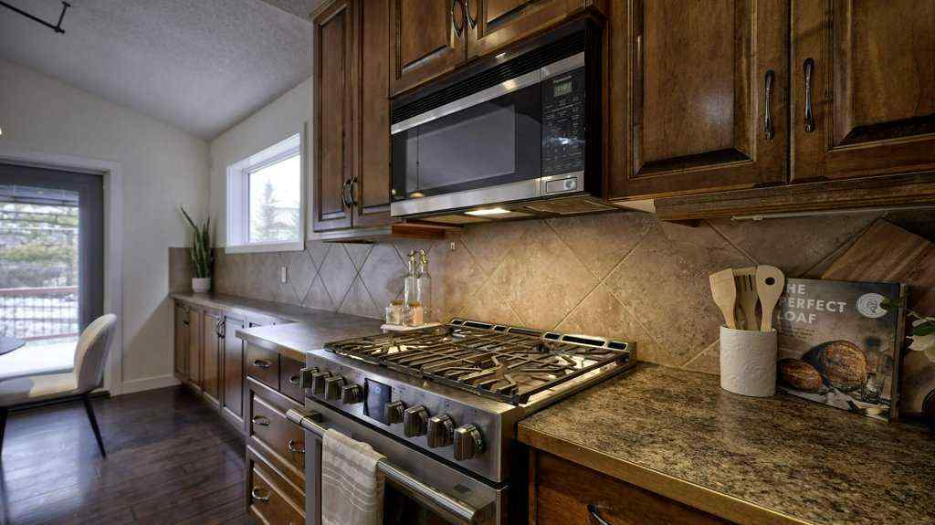 MLS® A2270215 - 215 Pantego Close NW in Panorama Hills Calgary, Residential