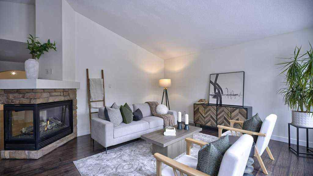 MLS® A2270215 - 215 Pantego Close NW in Panorama Hills Calgary, Residential