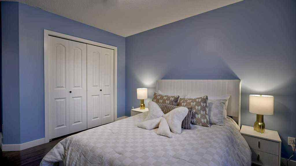 MLS® A2270215 - 215 Pantego Close NW in Panorama Hills Calgary, Residential