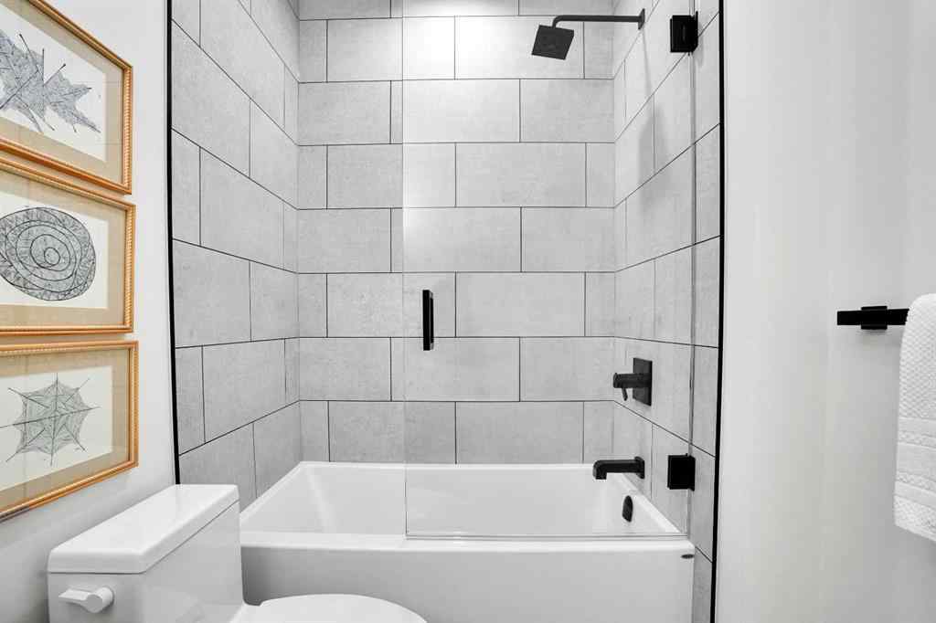 MLS® A2270217 - 605 29 Avenue NW in Mount Pleasant Calgary, Residential