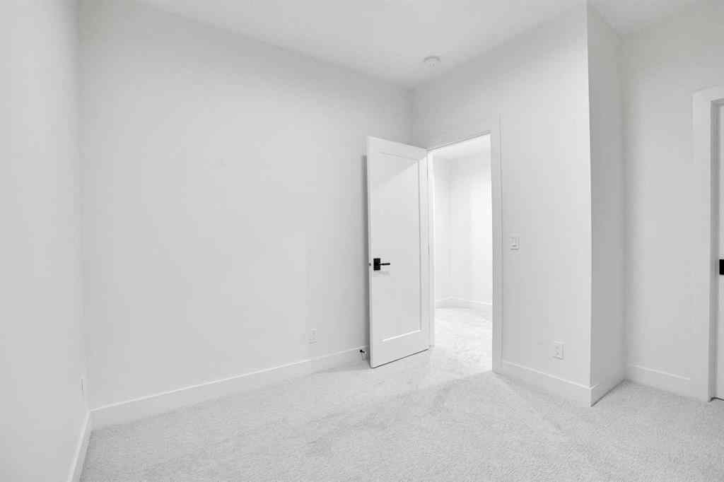 MLS® A2270217 - 605 29 Avenue NW in Mount Pleasant Calgary, Residential